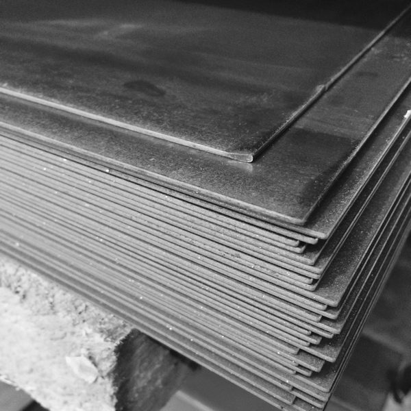 Жаропрочный лист горячекатаный 0.4 мм Н70МФВ-ВИ ГОСТ 24982-81